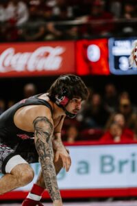 UHS wrestling state champ Luca Felix announces transfer to WVU